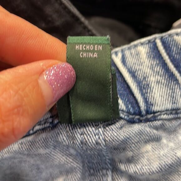 𝅺wild Fable woman’s acid wash jean shorts - Picture 10 of 12